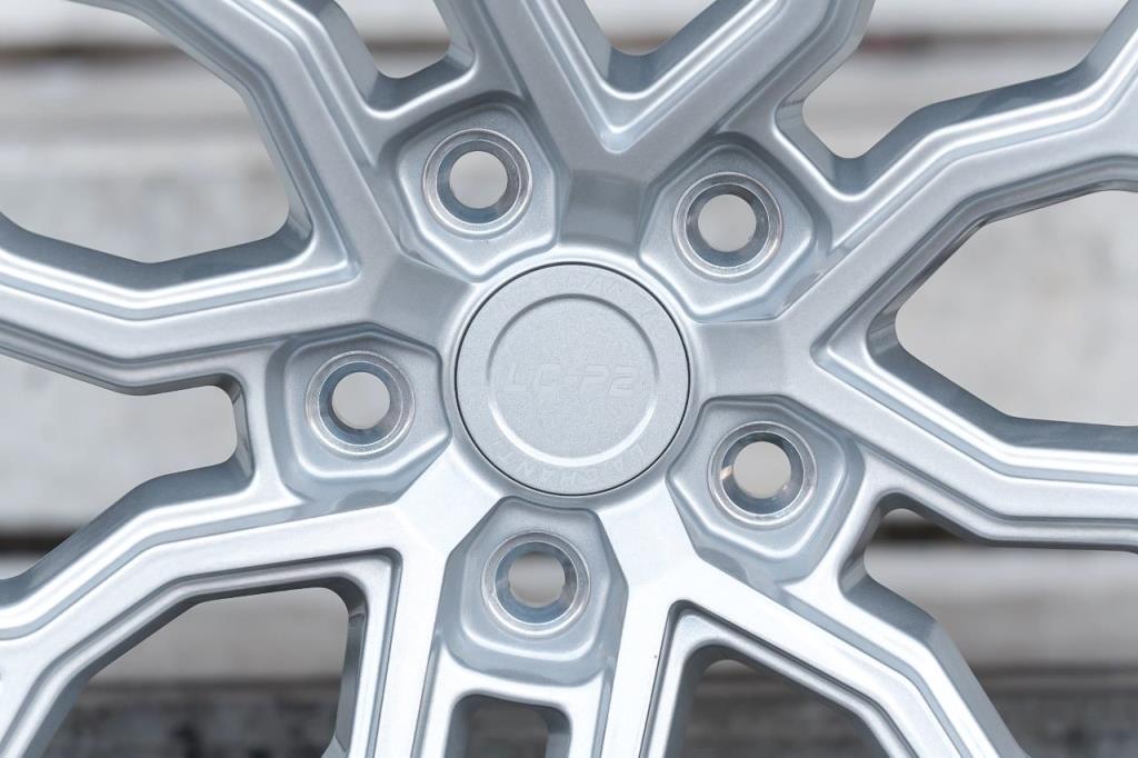 La Chanti LC-P2 Felgen 19 Zoll 8,5x19 ET42 5x112 Silver Machined