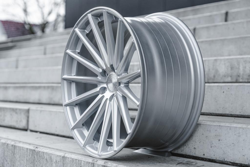La Chanti LC-P5 Felgen 19 Zoll 8,5x19 ET45 5x112 Silver Machined