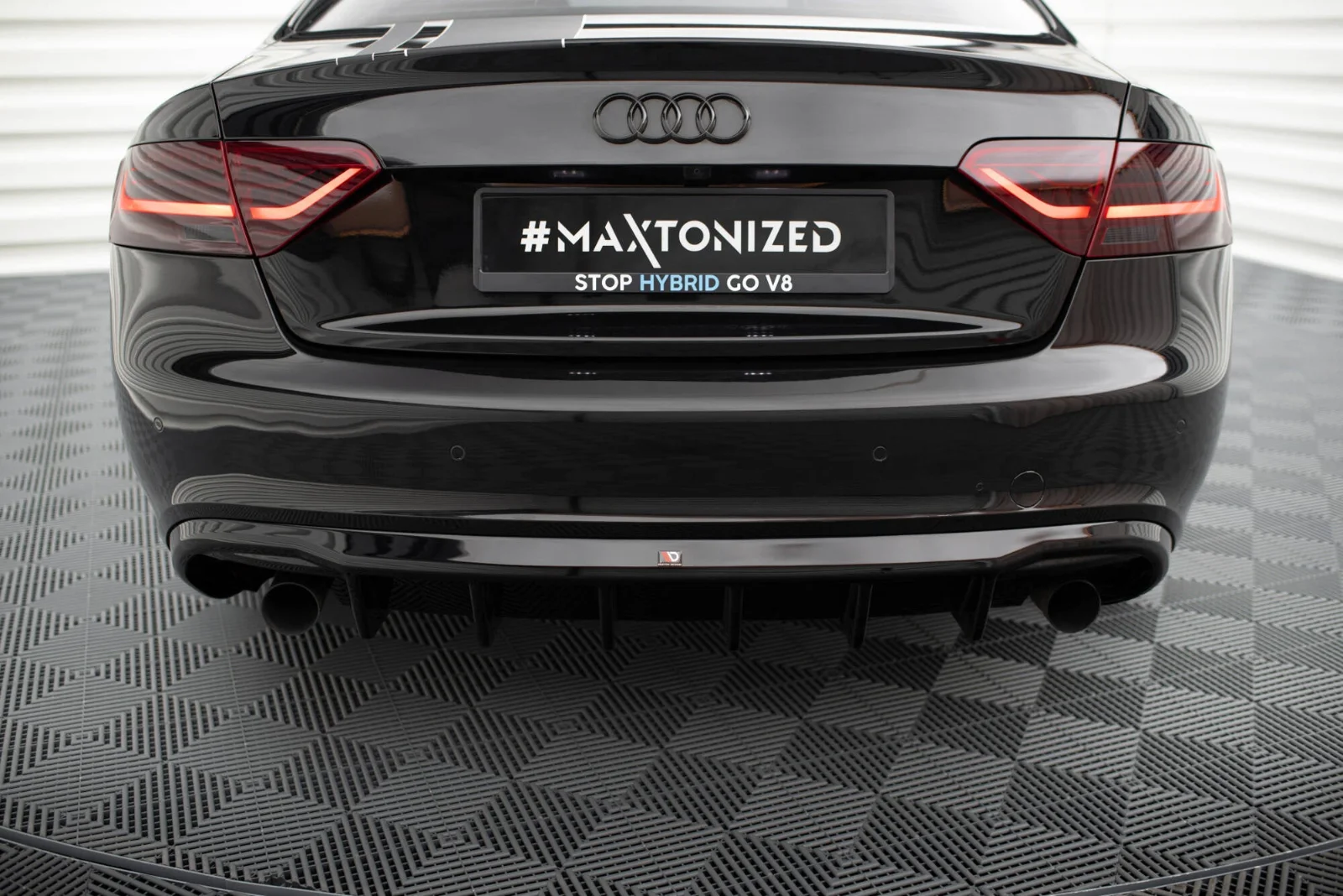 Maxton Design Bodykit-Set für Audi A5 S line 8T (Version Mit – Schwarz glänzend