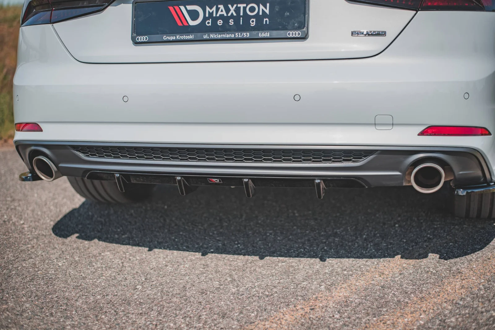 Maxton Design Bodykit-Set für Audi A5 S line F5 – Schwarz glänzend