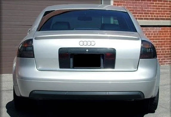 Maxton Design Bodykit-Set für Audi A6 C5 – GFK, unlackiert