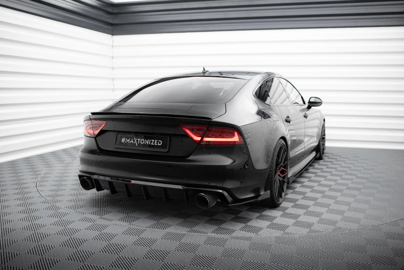 Maxton Design Bodykit-Set für Audi A7 S line C7 – Schwarz glänzend – AU-A7-C7-SLINE-RS1GO_O