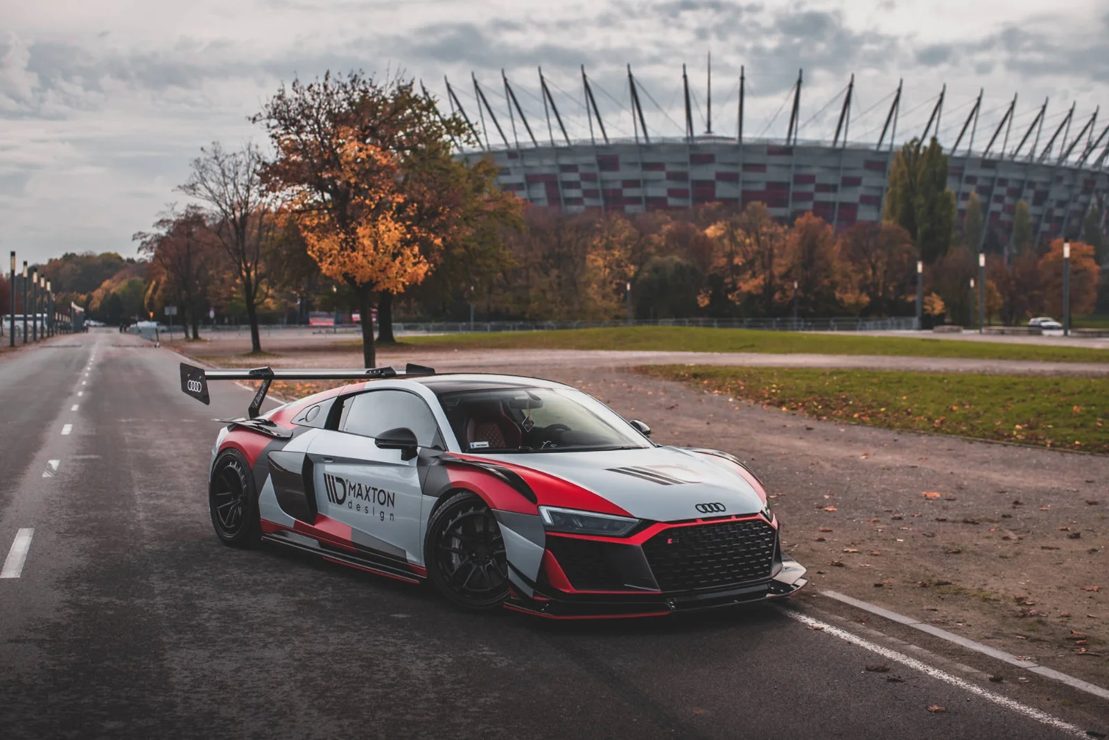 Maxton Design Bodykit-Set für Audi R8 Mk2 FL – Schwarz glänzend