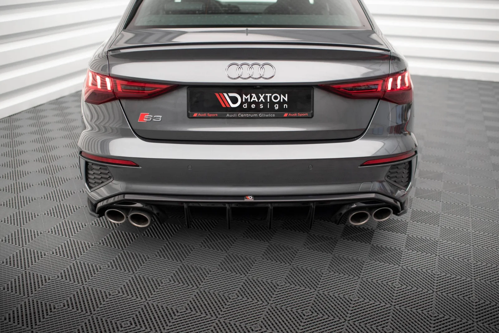 Maxton Design Bodykit-Set für Audi S3 8Y – Schwarz glänzend – AU-S3-8Y-S-RS1G