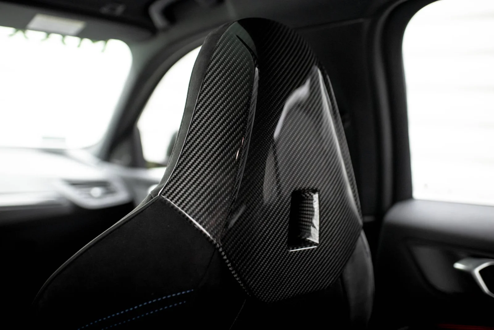 Maxton Design Bodykit-Set für BMW 1er F40 M135i – Sichtcarbon (Prepreg)