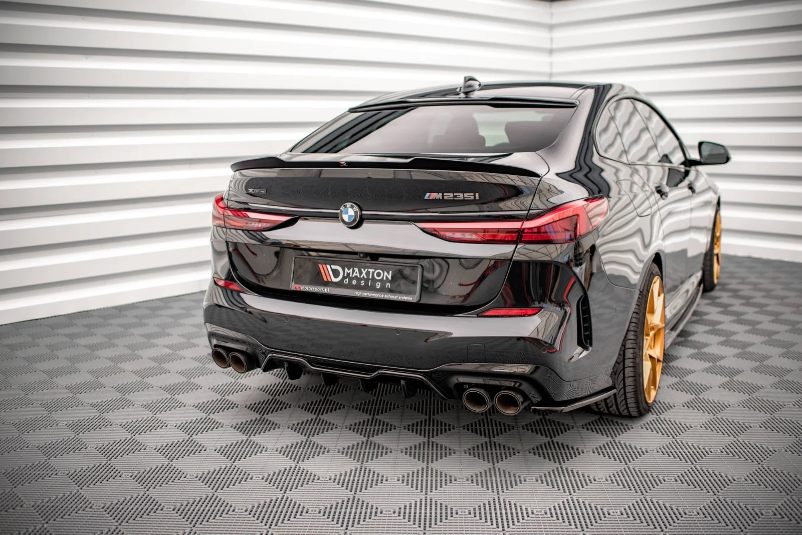 Maxton Design Bodykit-Set für BMW M235i F44 – Schwarz glänzend