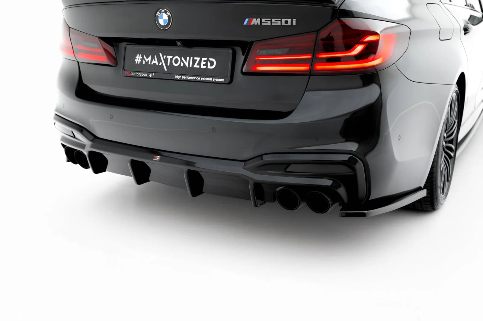 Maxton Design Bodykit-Set für BMW M550i 5 M-Paket G30 G31 – Schwarz glänzend