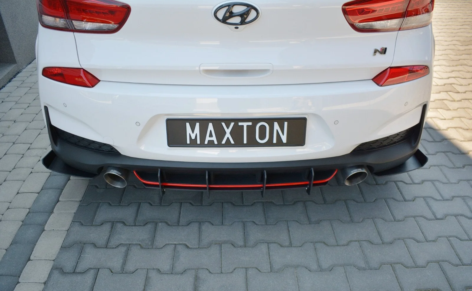 Maxton Design Bodykit-Set für Hyundai i30 Mk3 N – Schwarz glänzend/matt
