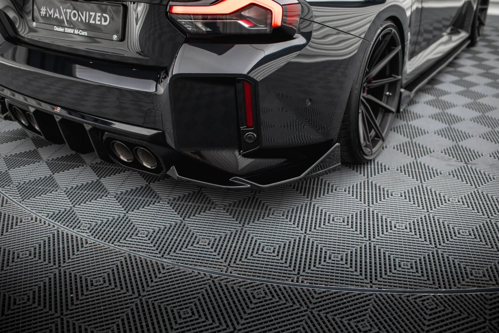 Maxton Design Bodykit-Set V.6 für BMW M2 G87 – Schwarz glänzend