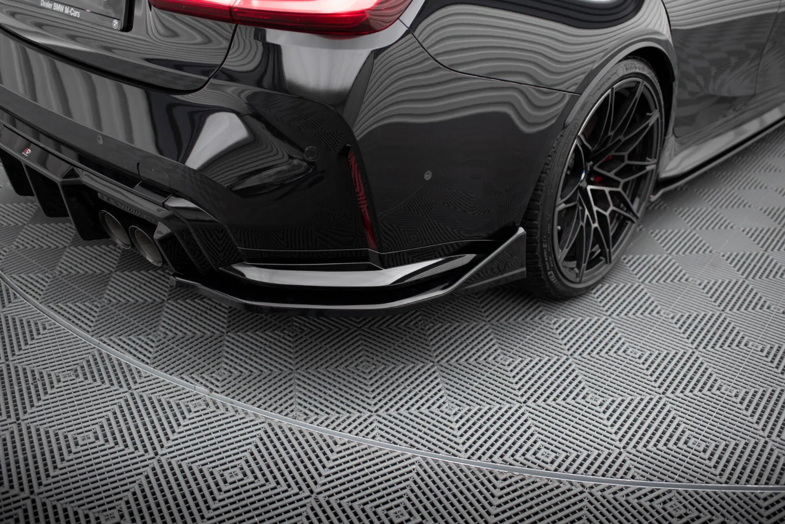 Maxton Design Bodykit-Set V.6 für BMW M3 G80 G81 – Schwarz glänzend
