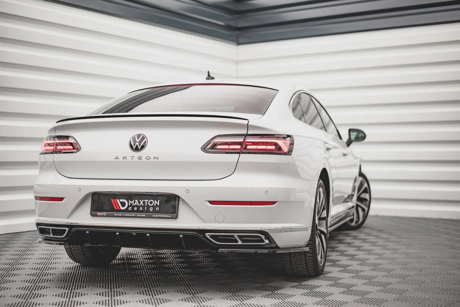 Maxton Design Bodykit-Set für VW Arteon R-Line Mk1 FL – Schwarz glänzend