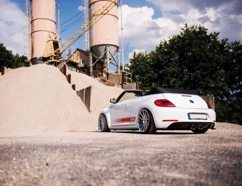 Maxton Design Bodykit-Set für VW Beetle – Schwarz glänzend