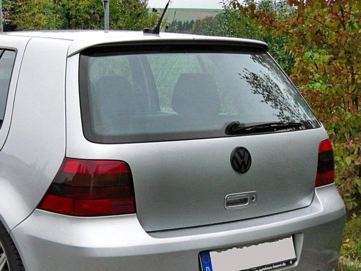 Maxton Design Bodykit-Set für VW Golf 4 R32 LOOK – GFK, unlackiert