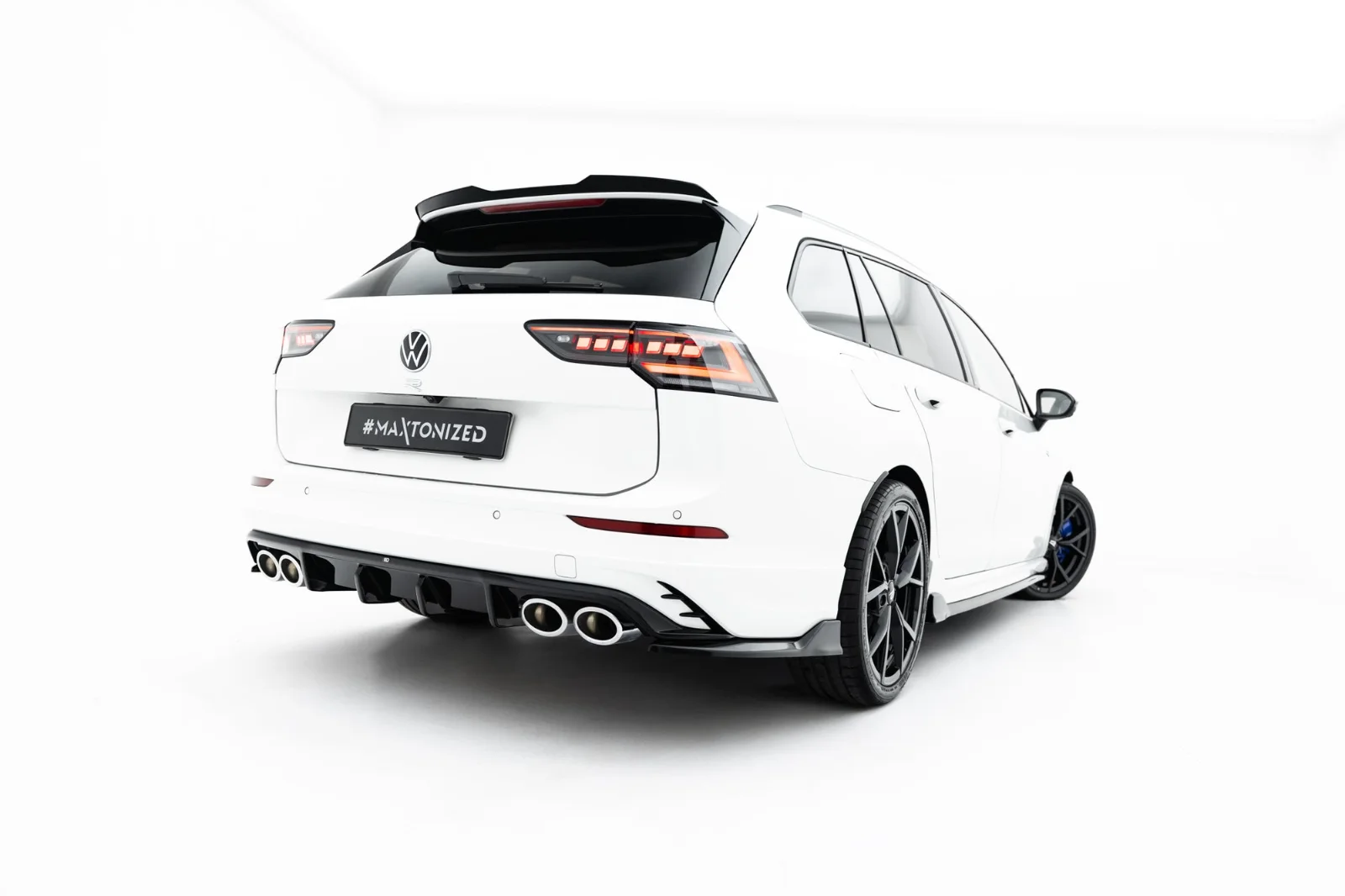Maxton Design Bodykit-Set für VW Golf 8 R Mk8 FL – Schwarz glänzend