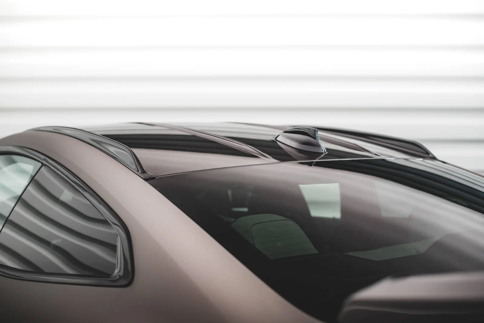 Maxton Design Dachreling-Abdeckungen für BMW M4 G82 FL – Sichtcarbon (Prepreg)