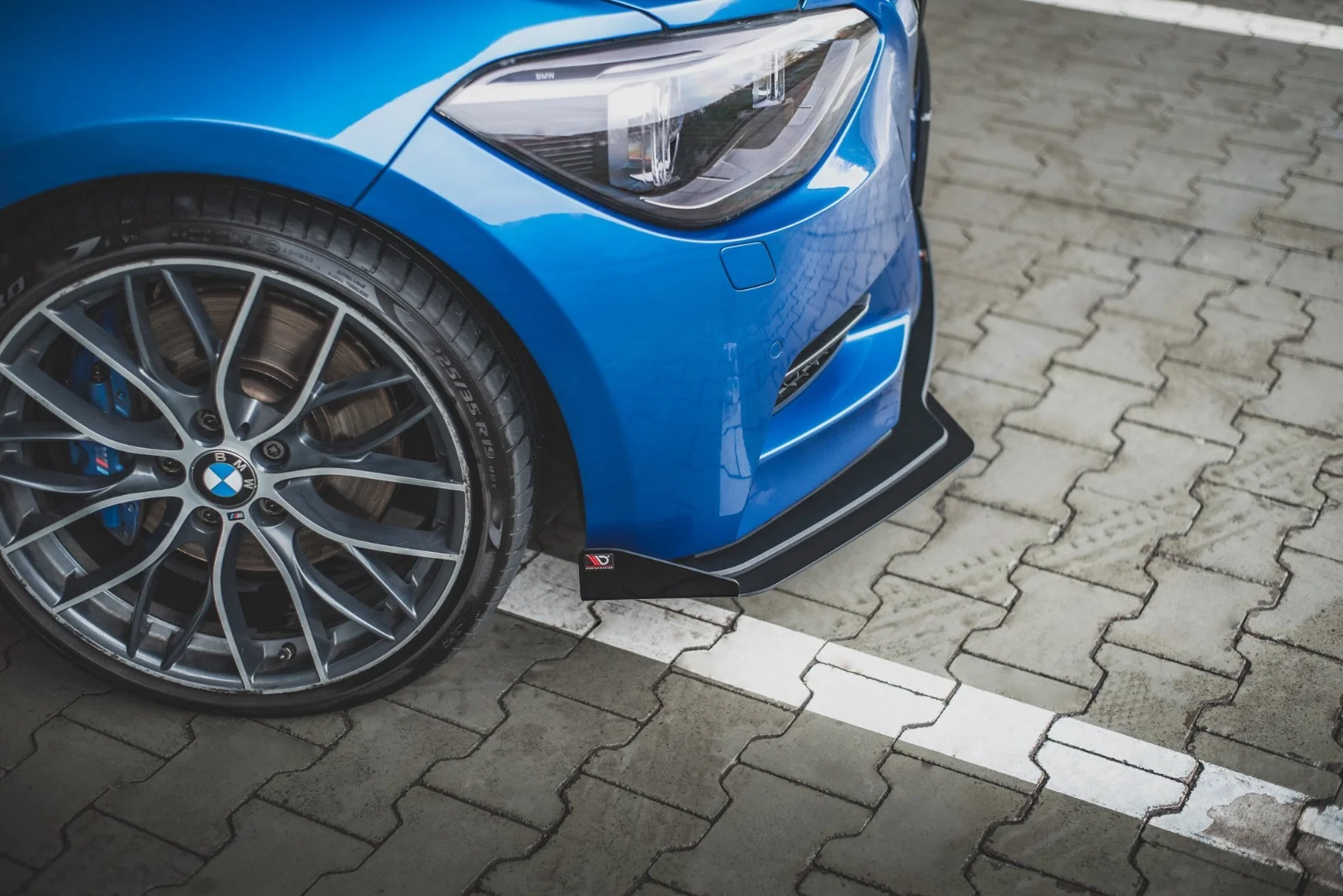 Maxton Design Front-Flaps für BMW M135i F20 – Schwarz matt