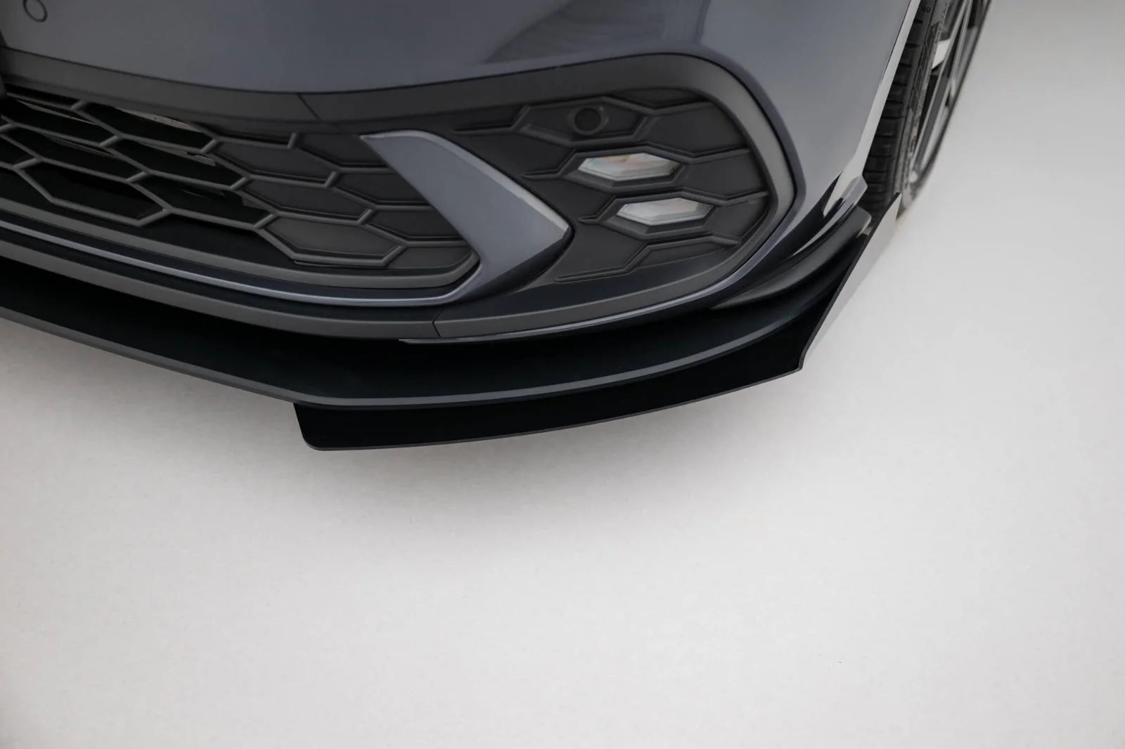 Maxton Design Front-Flaps für VW Polo GTI Mk6 FL – Schwarz matt