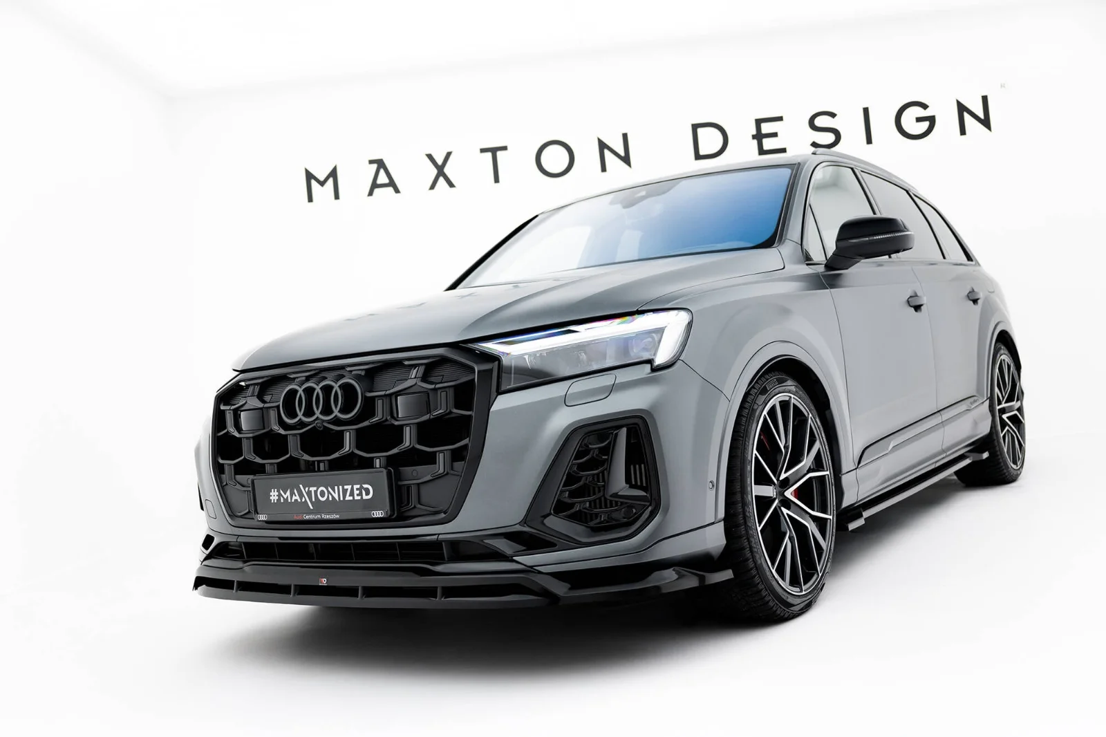 Maxton Design Frontsplitter für Audi Q7 S line Mk2 FL 2 SQ7 – Schwarz glänzend