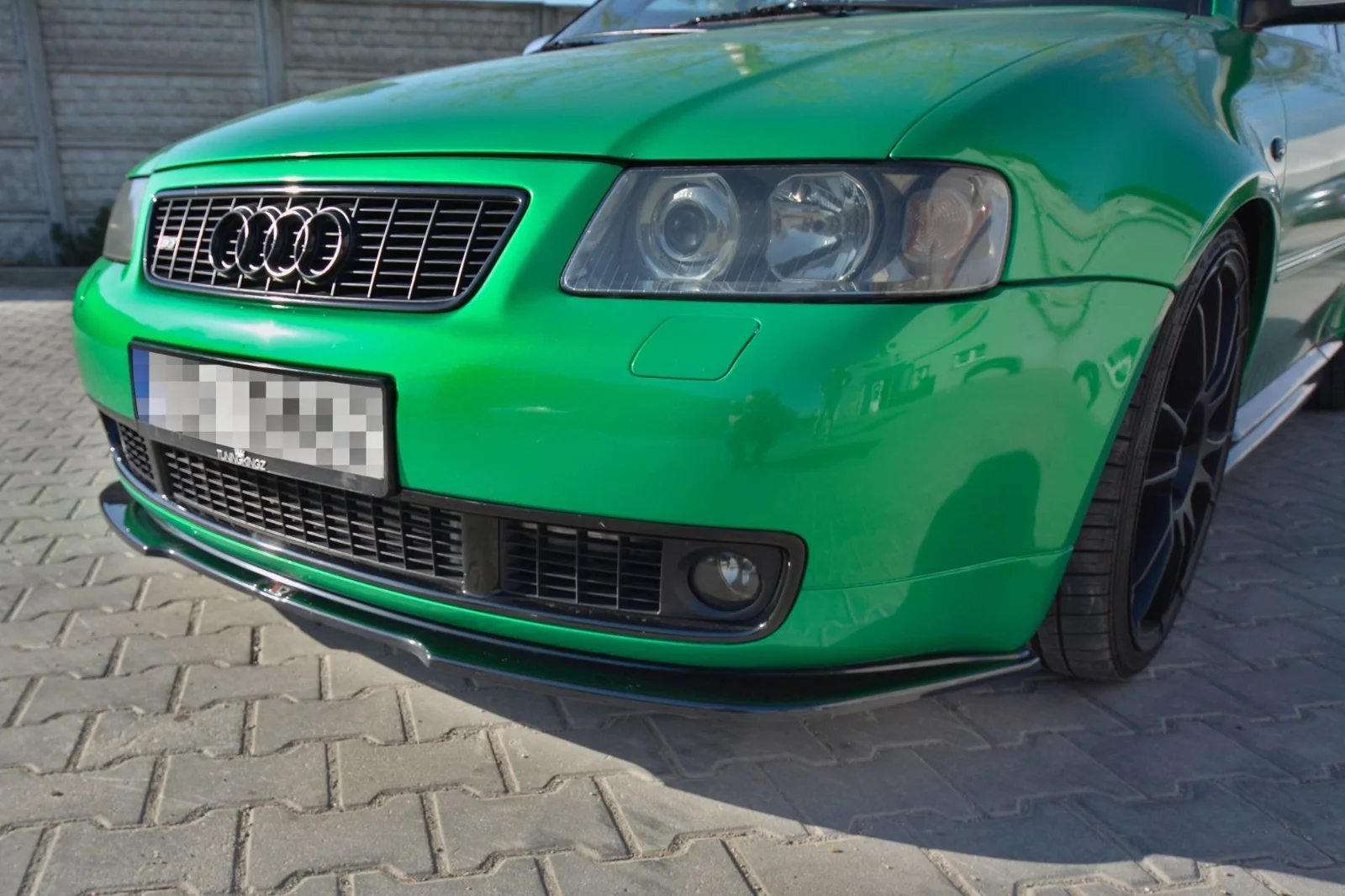 Maxton Design Frontsplitter für Audi S3 8L – Schwarz glänzend
