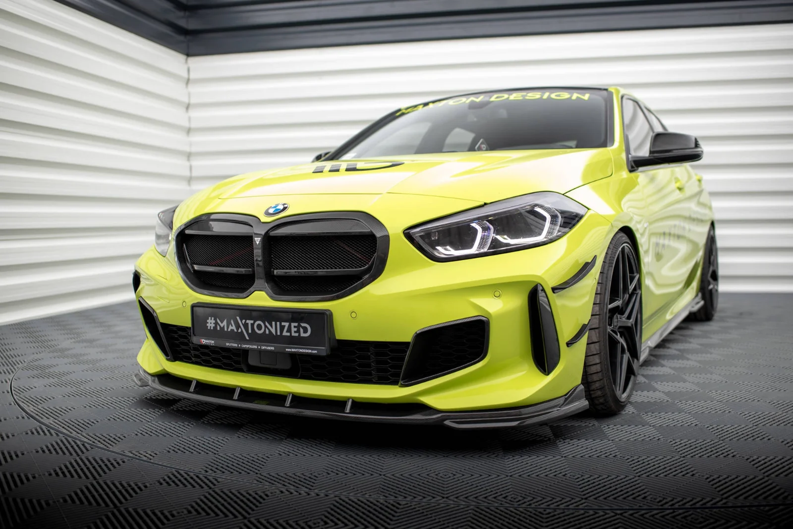 Maxton Frontsplitter für BMW 1er M-Paket M135i 128ti F40 – Sichtcarbon (Prepreg)
