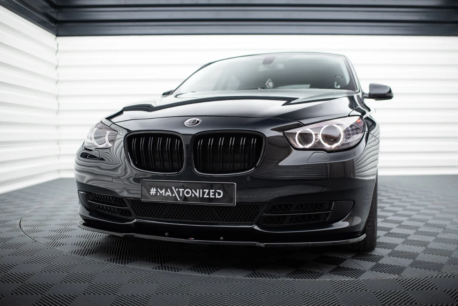 Maxton Design Frontsplitter für BMW 5er GT F07 – Schwarz glänzend