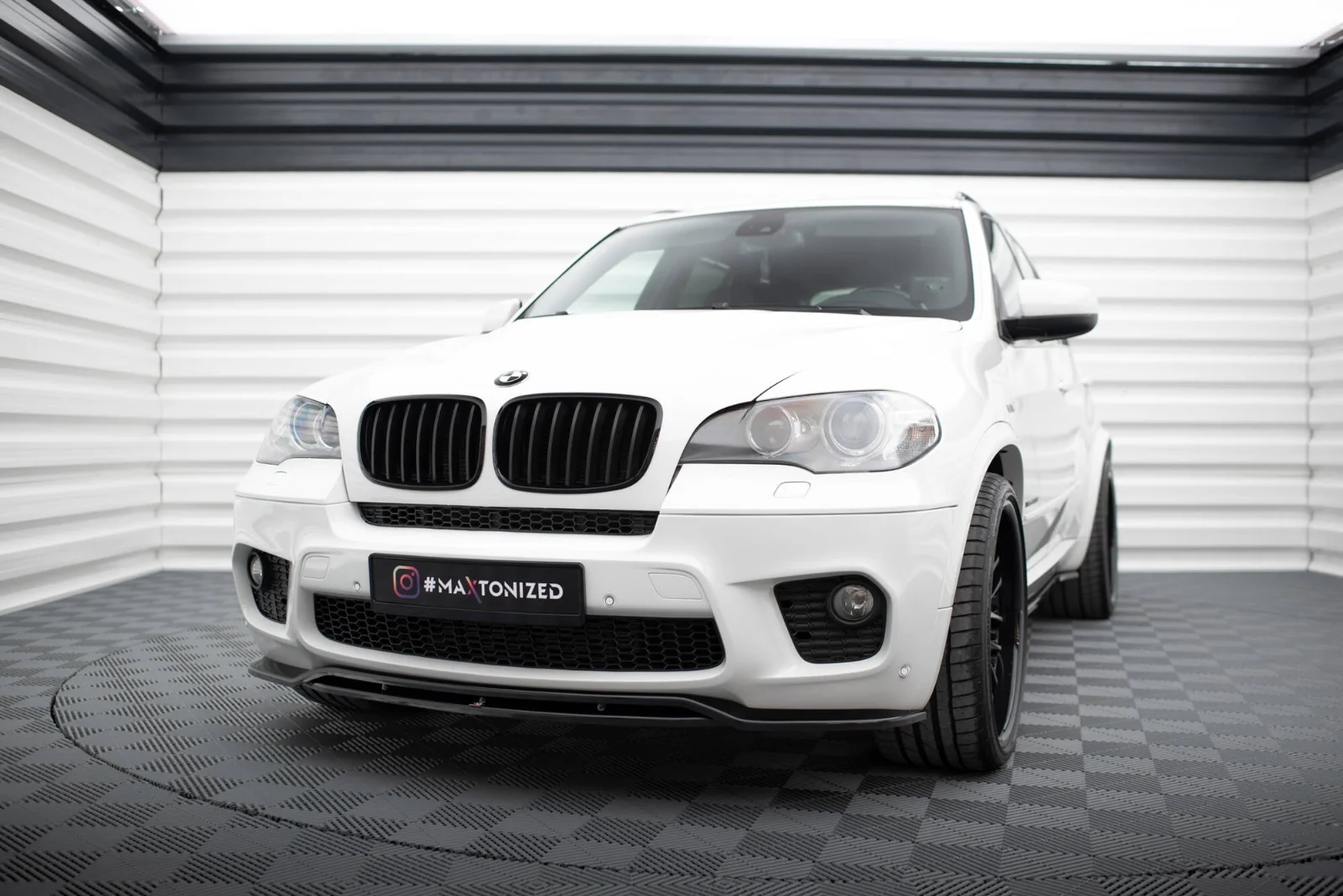 Maxton Design Frontsplitter für BMW X5 E70 FL M-Paket – Schwarz glänzend