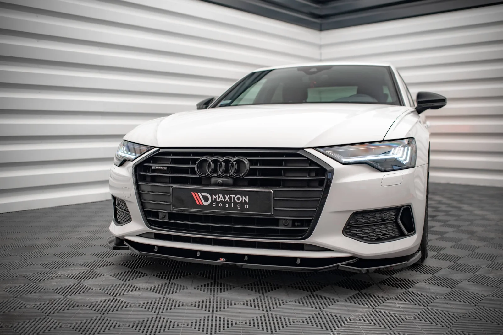 Maxton Design Frontsplitter V.1 für Audi A6 C8 – Schwarz glänzend