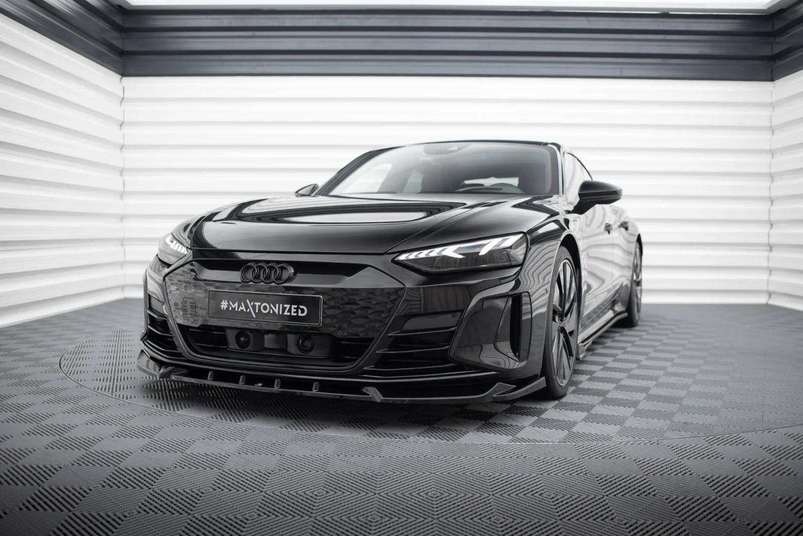 Maxton Design Frontsplitter V.1 für Audi e-Tron GT RS Mk1 – Schwarz glänzend