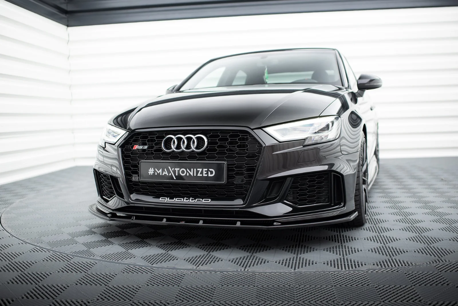 Maxton Design Frontsplitter V.1 für Audi RS3 8V FL – Schwarz glänzend – AU-RS3-8VF-S-FD1G