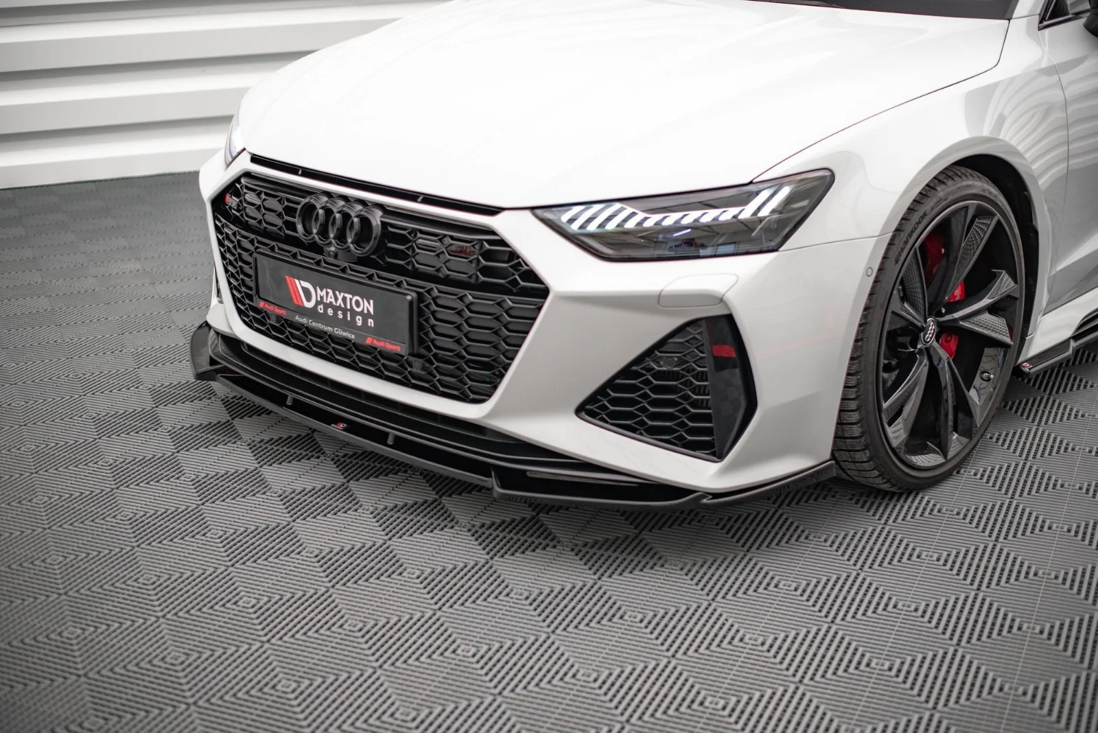Maxton Design Frontsplitter V.1 für Audi RS7 C8 RS6 FL – Schwarz glänzend