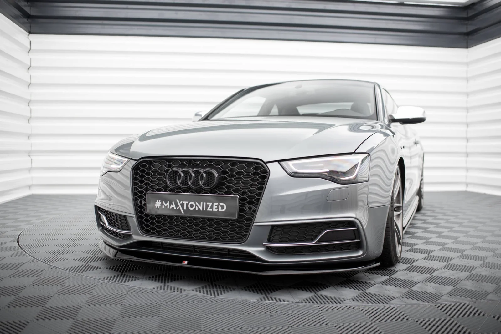 Maxton Design Frontsplitter V.1 für Audi S5 A5 S line 8T FL – Schwarz glänzend