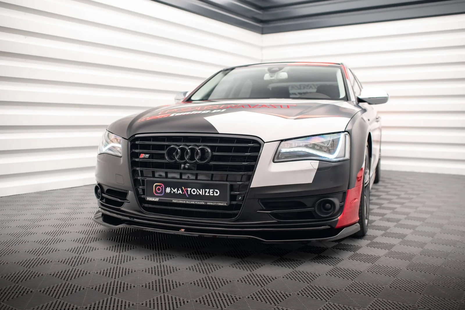 Maxton Design Frontsplitter V.1 für Audi S8 D4 – Schwarz glänzend