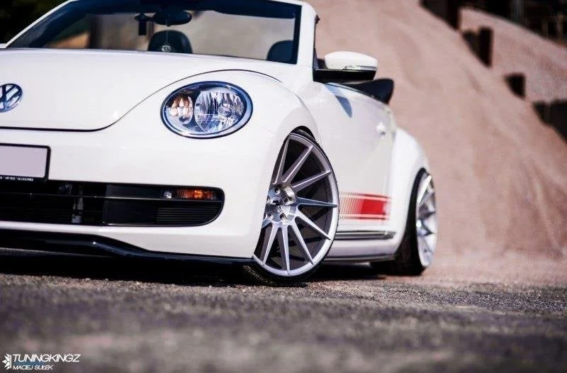 Maxton Design Frontsplitter V.1 für VW Beetle – Schwarz glänzend