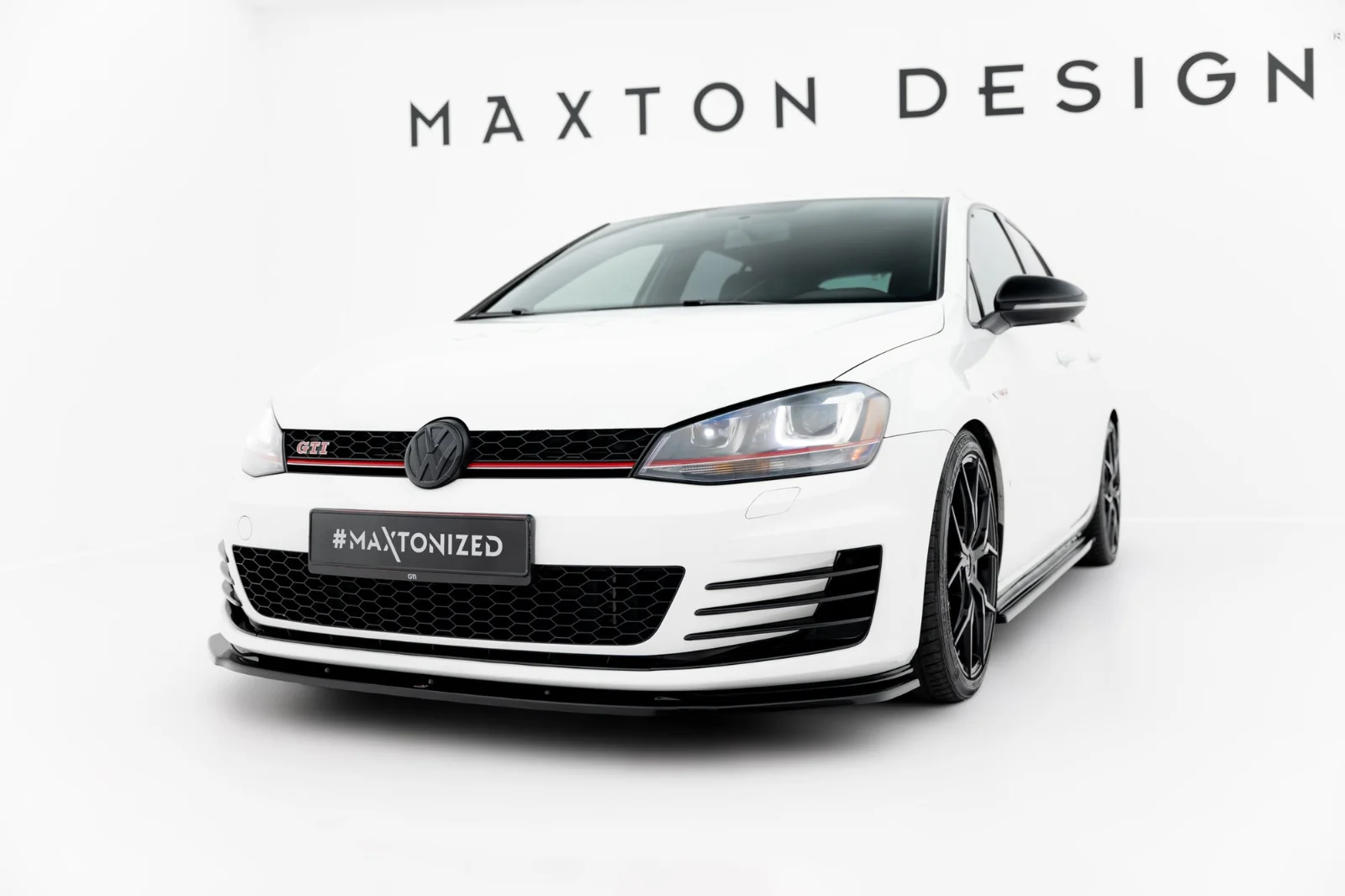 Maxton Design Frontsplitter V.1 für VW Golf 7 GTI GTD – Schwarz glänzend
