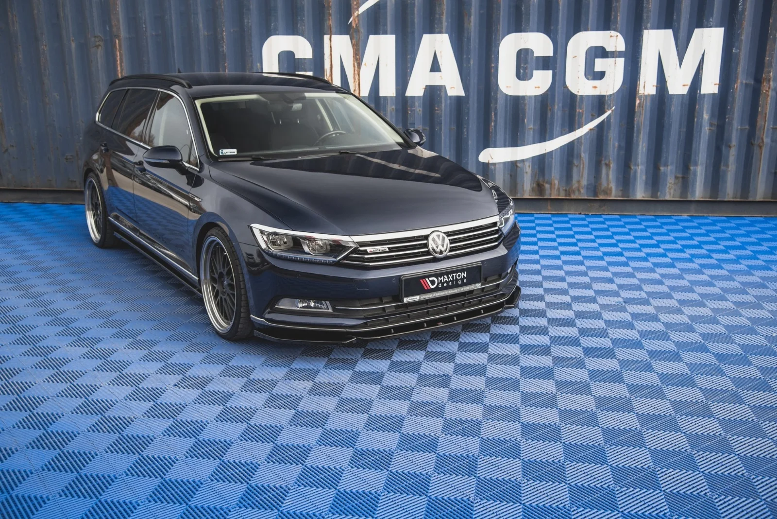 Maxton Design Frontsplitter V.1 für VW Passat B8 – Schwarz glänzend