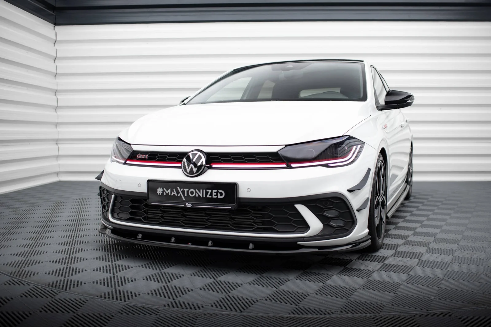 Maxton Design Frontsplitter V.1 für VW Polo GTI Mk6 FL – Schwarz glänzend