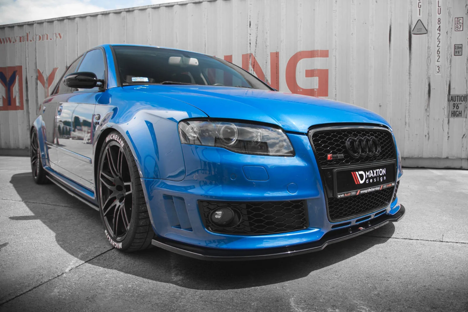 Maxton Design Frontsplitter V.2 für Audi RS4 B7 – Schwarz glänzend