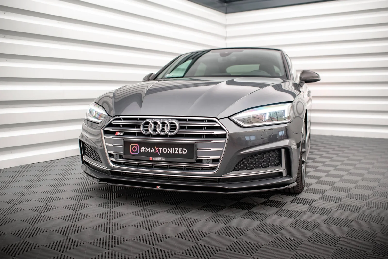 Maxton Design Frontsplitter V.2 für Audi S5 A5 S line F5 – Schwarz glänzend