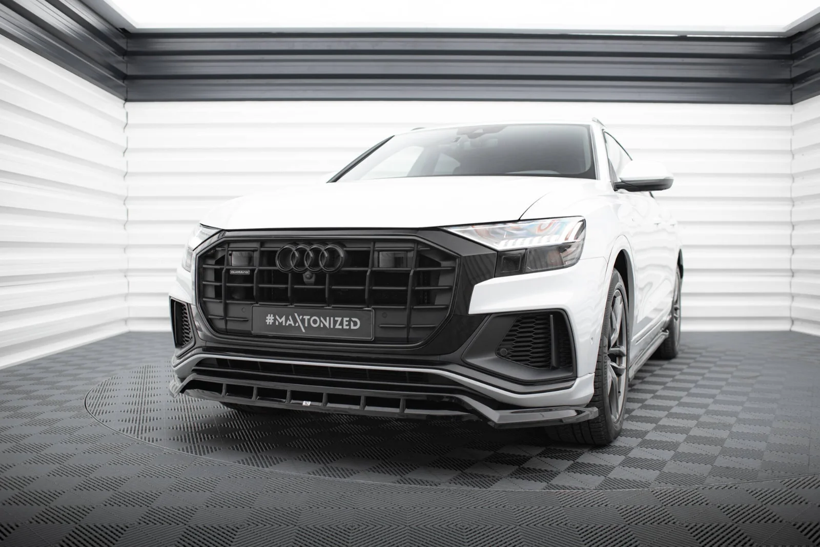 Maxton Design Frontsplitter V.2 für Audi SQ8 Q8 S line Mk1 – Schwarz glänzend
