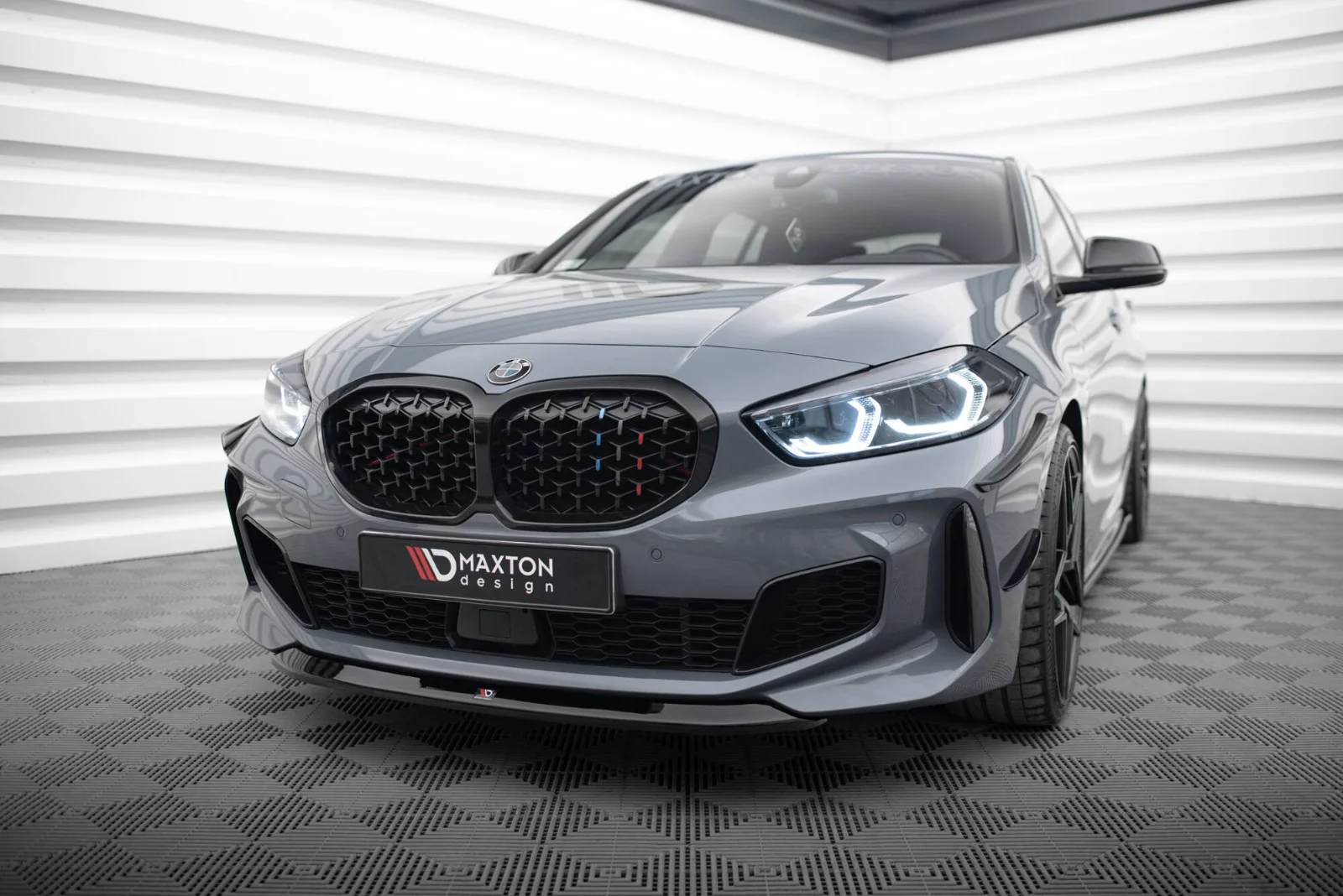 Maxton Frontsplitter V.2 für BMW 1er M-Paket M135i 128ti F40 – Schwarz glänzend