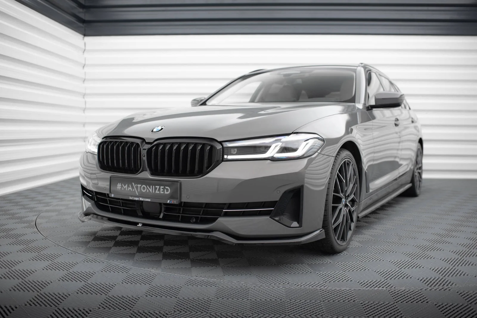 Maxton Design Frontsplitter V.2 für BMW 5er G30 G31 FL – Schwarz glänzend