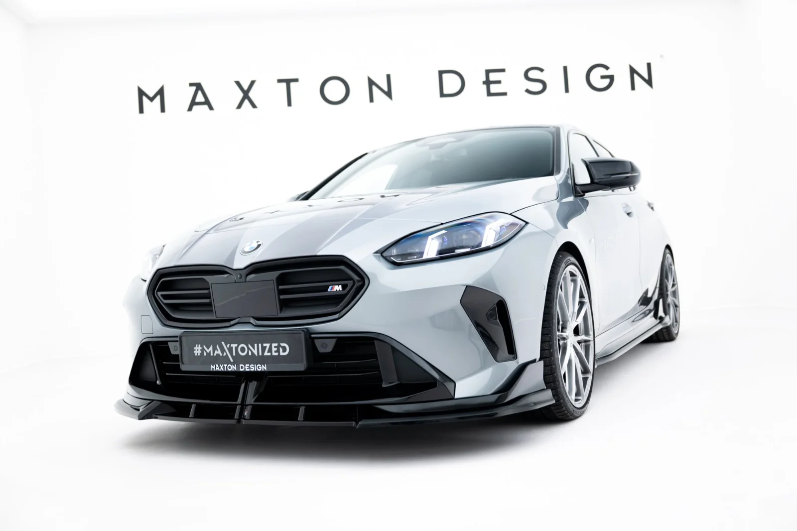 Maxton Frontsplitter V.2 für BMW M135i M Performance F70 – Schwarz glänzend