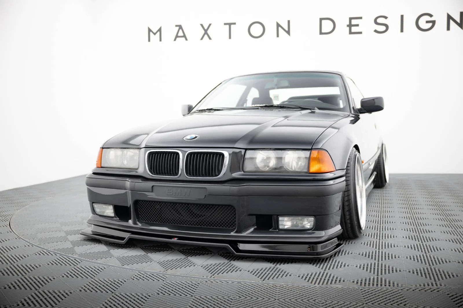 Maxton Design Frontsplitter V.2 für BMW M3 3 M-Paket E36 – Schwarz glänzend