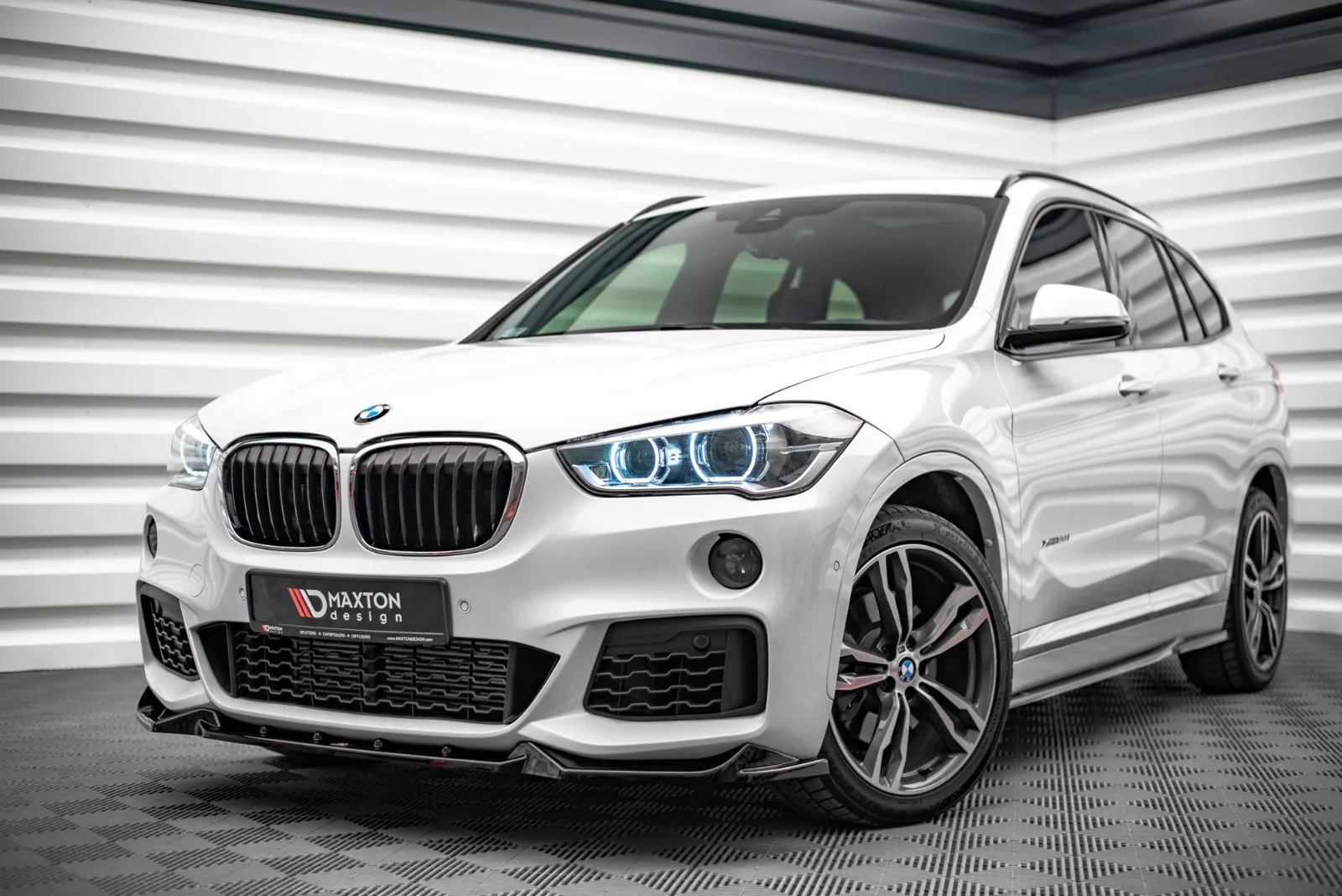 Maxton Design Frontsplitter V.2 für BMW X1 M-Paket F48 – Schwarz glänzend