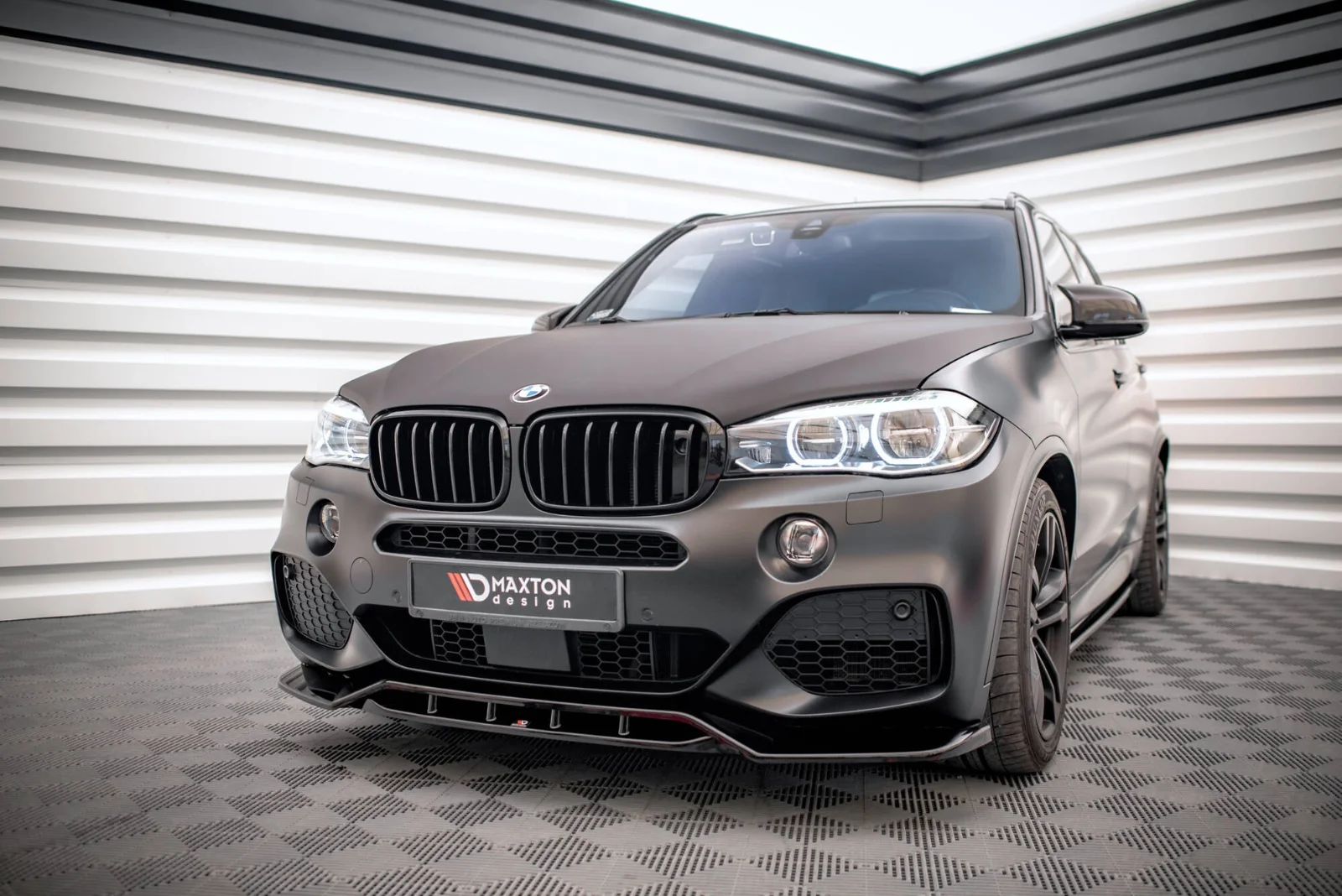 Maxton Design Frontsplitter V.2 für BMW X5 M-Paket F15 – Schwarz glänzend