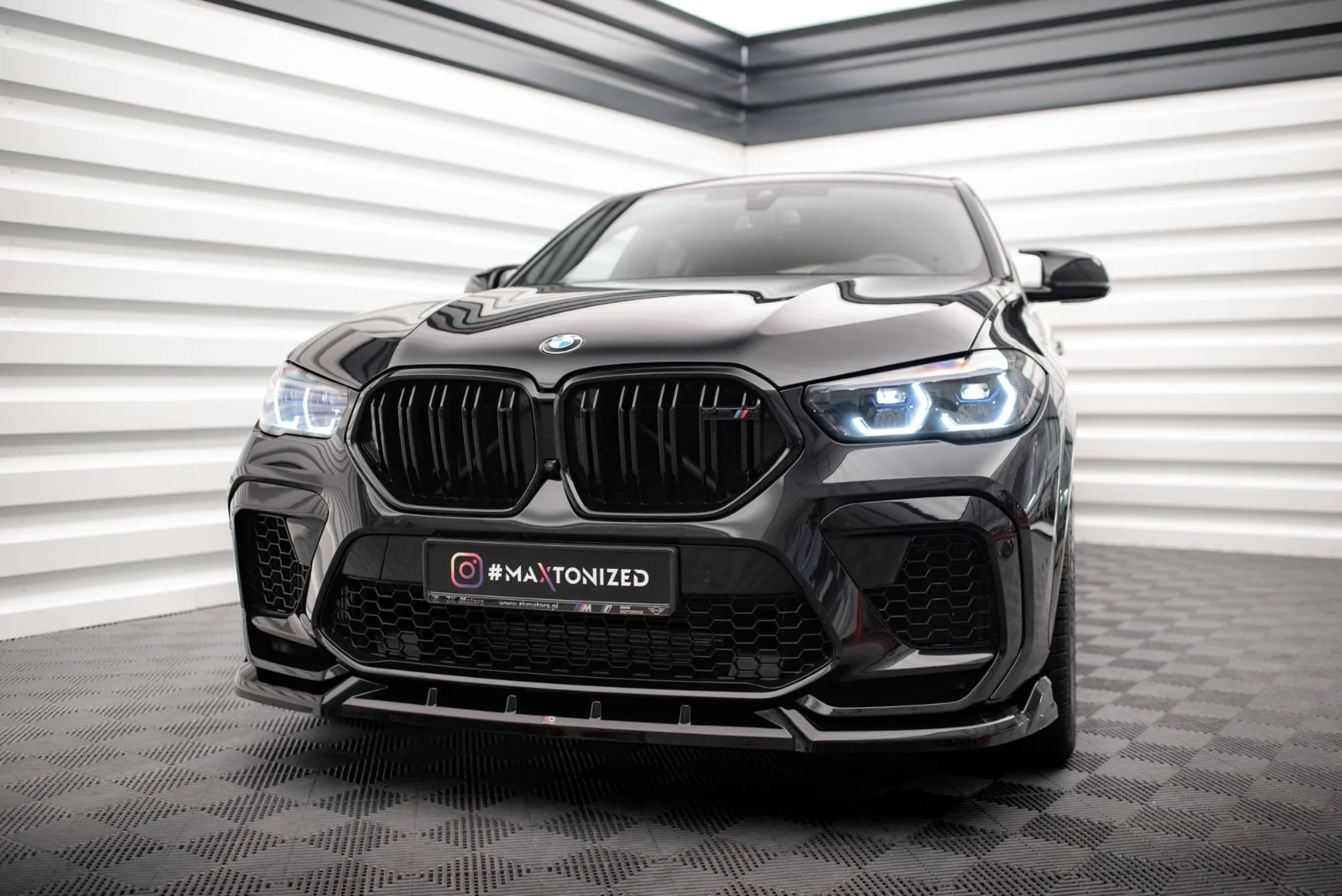 Maxton Design Frontsplitter V.2 für BMW X6 M F96 – Schwarz glänzend