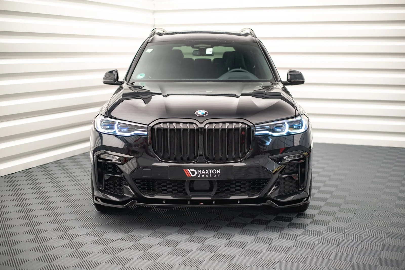 Maxton Design Frontsplitter V.2 für BMW X7 M-Paket G07 – Schwarz glänzend