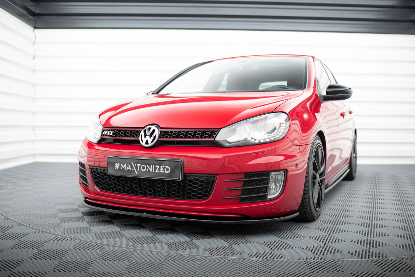 Maxton Design Frontsplitter V.2 für VW Golf 6 GTI – Schwarz glänzend