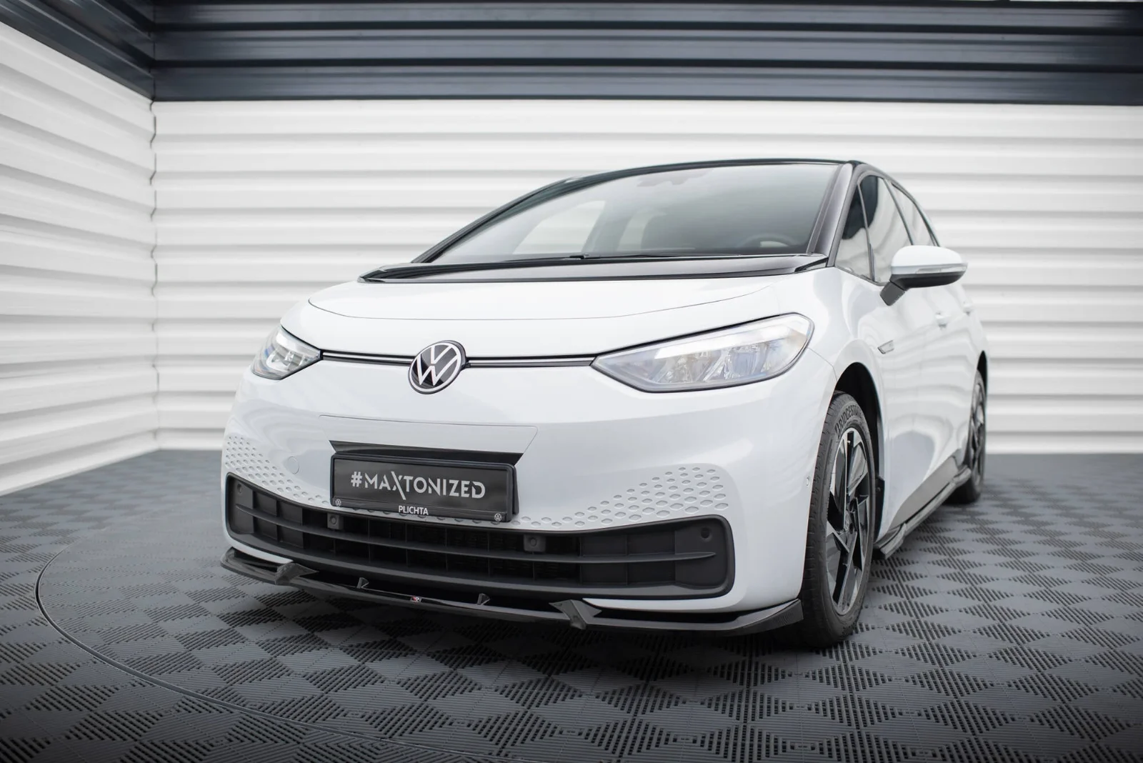 Maxton Design Frontsplitter V.2 für VW ID.3 Mk1 – Schwarz glänzend