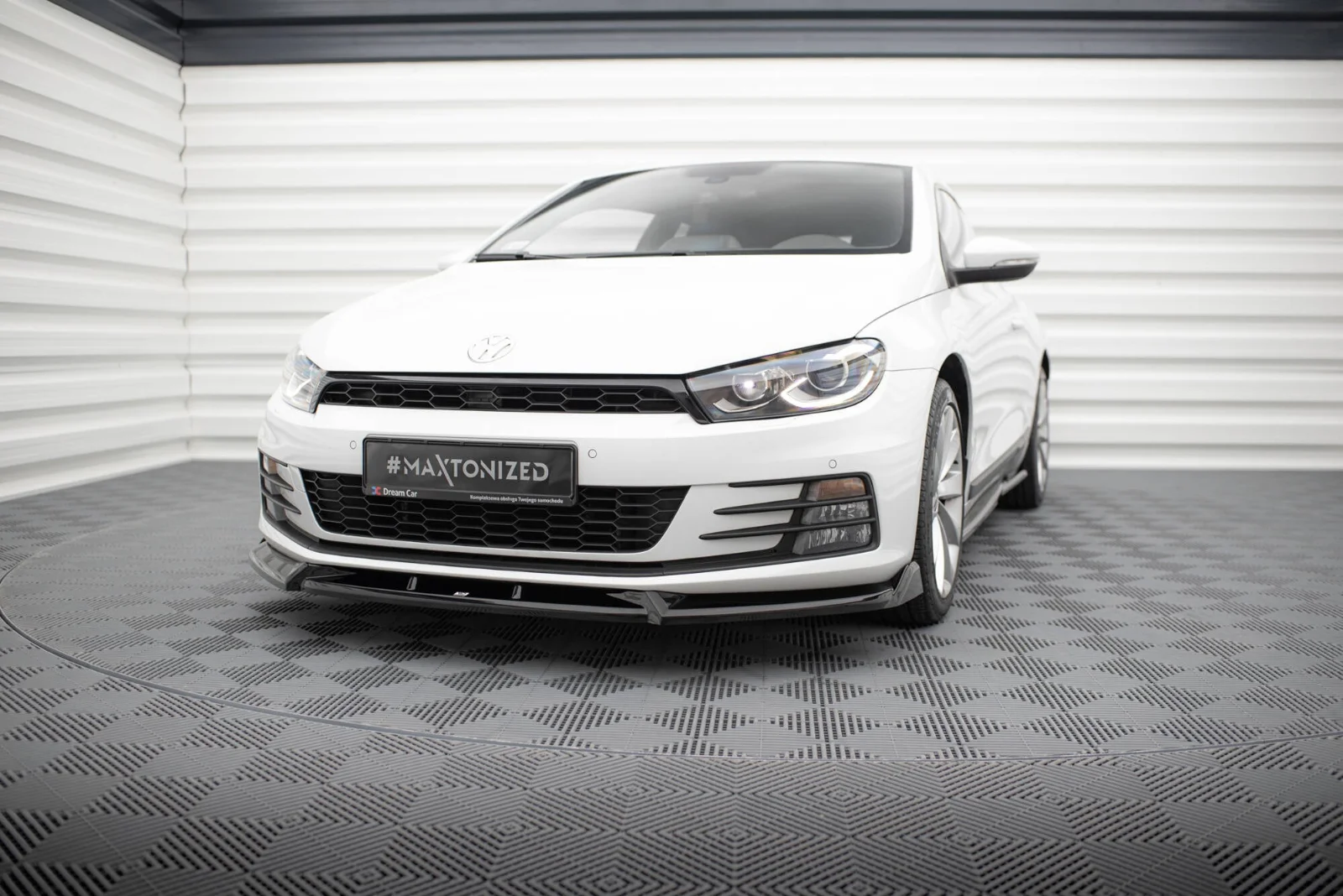 Maxton Design Frontsplitter V.2 für VW Scirocco Mk3 FL – Schwarz glänzend